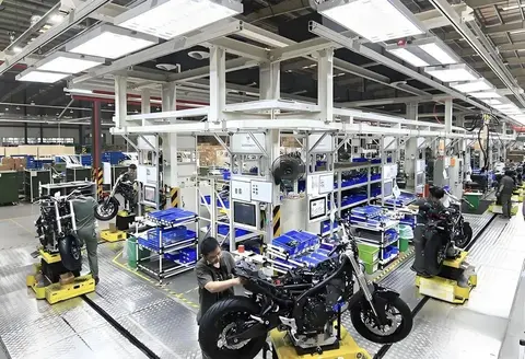 少妇被公牛日到了高潮：少妇遭遇公牛激战，体验极致欢愉瞬间-2