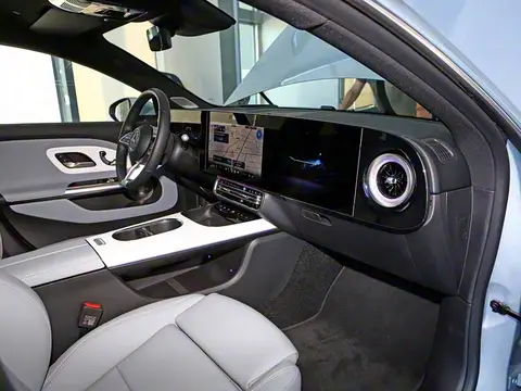 ChineseBBC媚黑：汽车市场“媚黑”现象，品牌形象受冲击-2