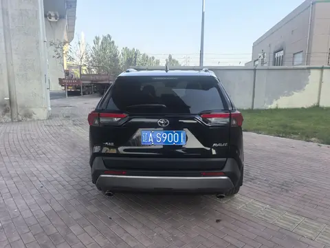 黄色小软件:涉黄软件引发争议,警惕网络陷阱-2