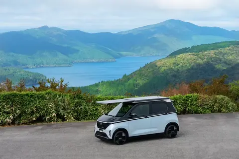 婷婷五月丁香六月:汽车盛宴:六月新车,潮流科技来袭-3