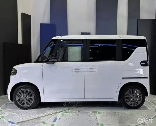 男女一起差差差:携手共进,共同成长,差距逐渐缩小-2