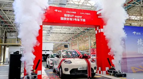 农村AV：乡村题材成人影片探秘-2