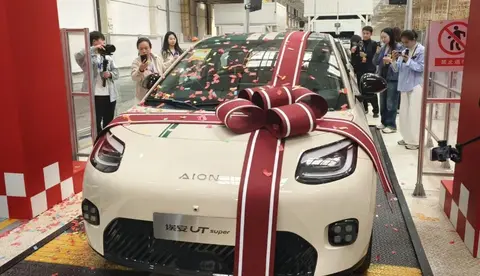 韩国电影一区二区三区：汽车市场细分揭秘：豪华、中高端、中低端三大区域-2