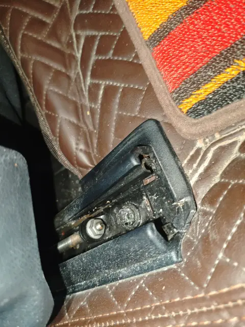 十七岁韩国免费粤语:汽车语音助手新突破,粤语操控体验升级-3