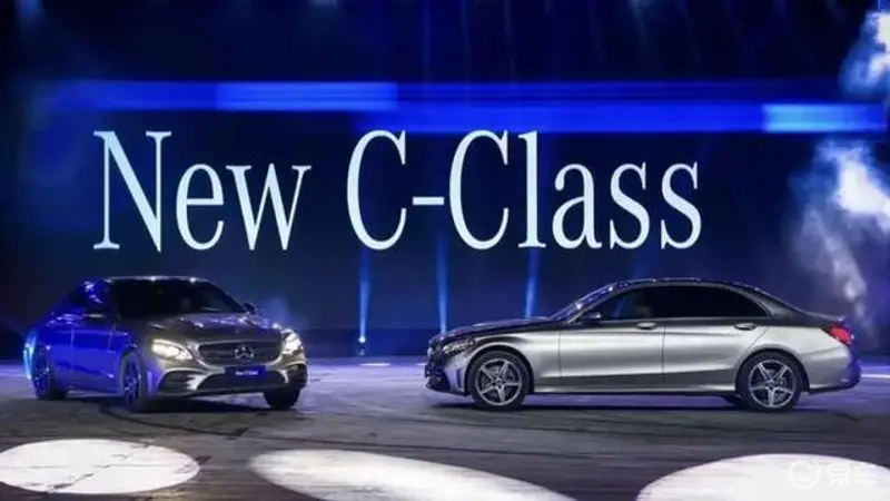 女人和男人打扑克APP：男女欢聚，牌技较量，欢乐扑克APP-2