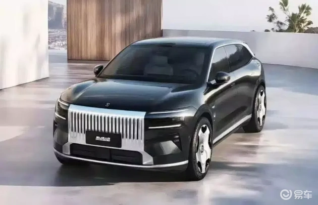 女生把筷子放到自己的定眼里：汽车检测新突破：筷子巧妙揭示汽车细节之谜-1