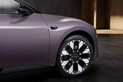 热、年轻、娇小、亚洲人:汽车新宠:销量破万,设计潮流引领潮流-1