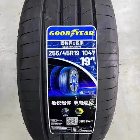 男女打扑克剧烈运动：男女博弈扑克，运动竞技激情燃-2