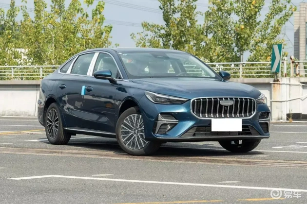 中国小伙小鲜肉自慰：新型汽车亮相，满足年轻消费者个性追求-3