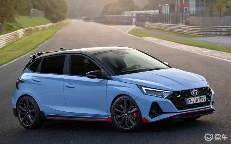 榴莲视频成人：汽车革新揭秘：体验未来驾驶乐趣-1