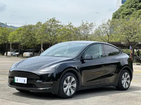 草莓秘 免费一区二区三区:草莓秘园免费开放,一至三区任你游-2