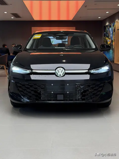 WC凸凹撤尿女厕视频HD:高清女厕小便过程视频,WC凸凹细节呈现-2