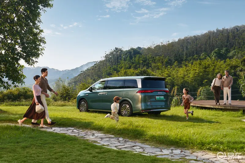 男生捅女生网站：校园暴力事件引发关注，网络平台曝光惊人细节-3