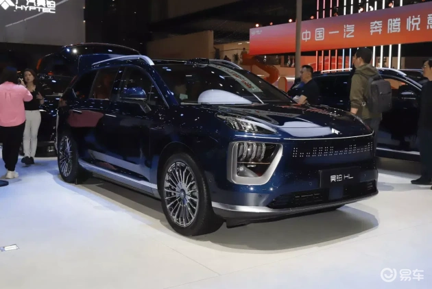 国产寡妇乱子伦：新SUV解析：独特命名背后的时尚与动力-1