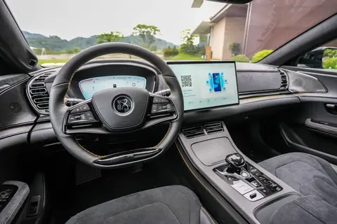 男生 男生 里免费:汽车福利大放送:免费体验,驾驶无忧-2