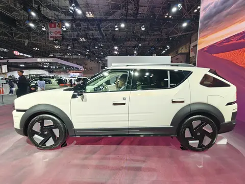 三上悠亚作品：创新科技引领，新车型环保智能大解析-2